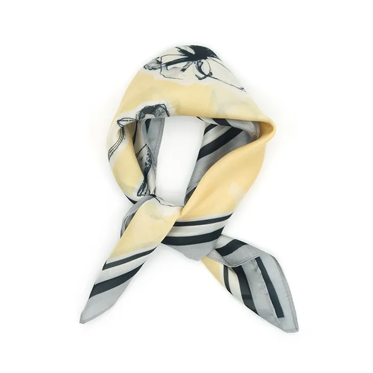 Κλασικά φλοράλ πολυ κασκόλ